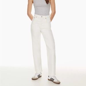 Levi’s Ribcage Straight Ankle Jean - White